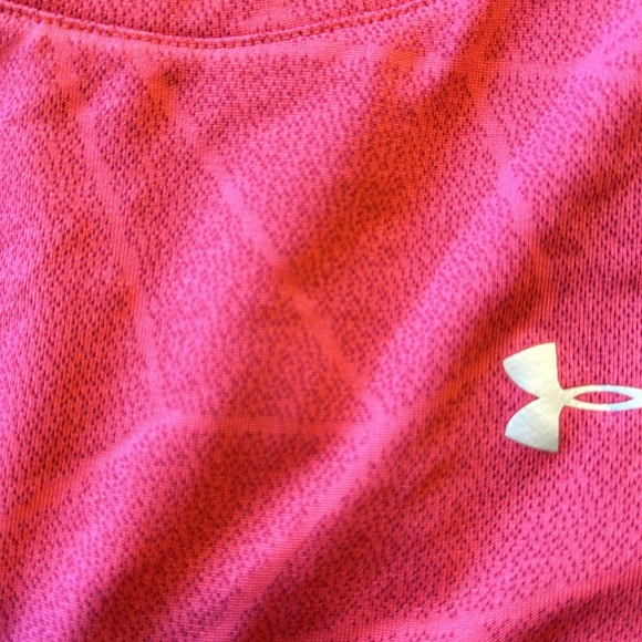 Under Armour Women’s Heat Gear Shirt, Size Small - Picture 5 of 6